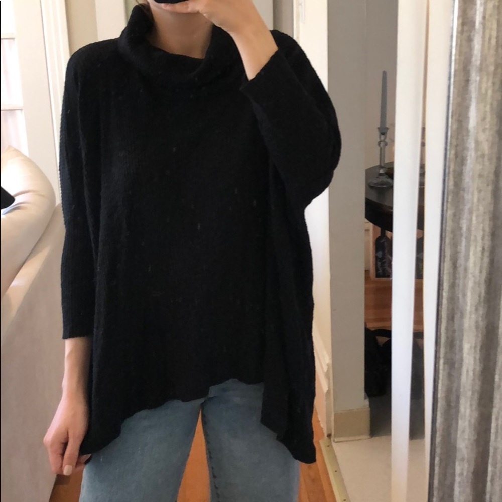 Free People size medium turtle neck sweater